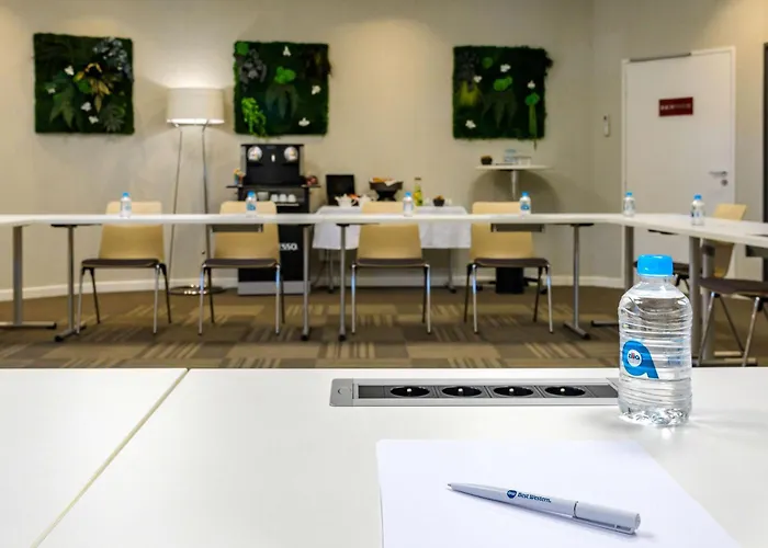 Otel Western Montecristo-bastia Bastiya