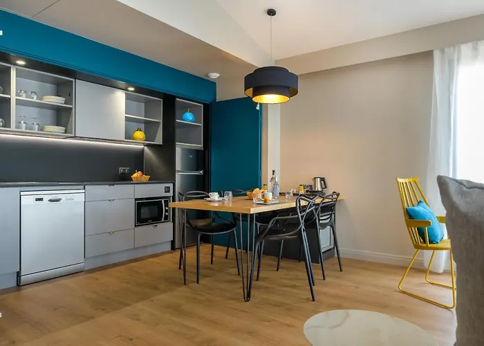 Western Montecristo-bastia 3* Bastiya