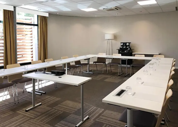 Otel Western Montecristo-bastia Bastiya